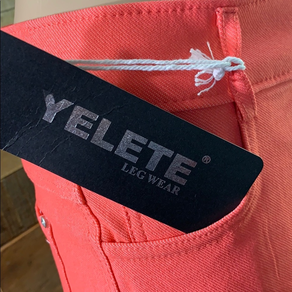 Yelete Coral Capri Stretch Jeggings Large NWT - Picture 5 of 7